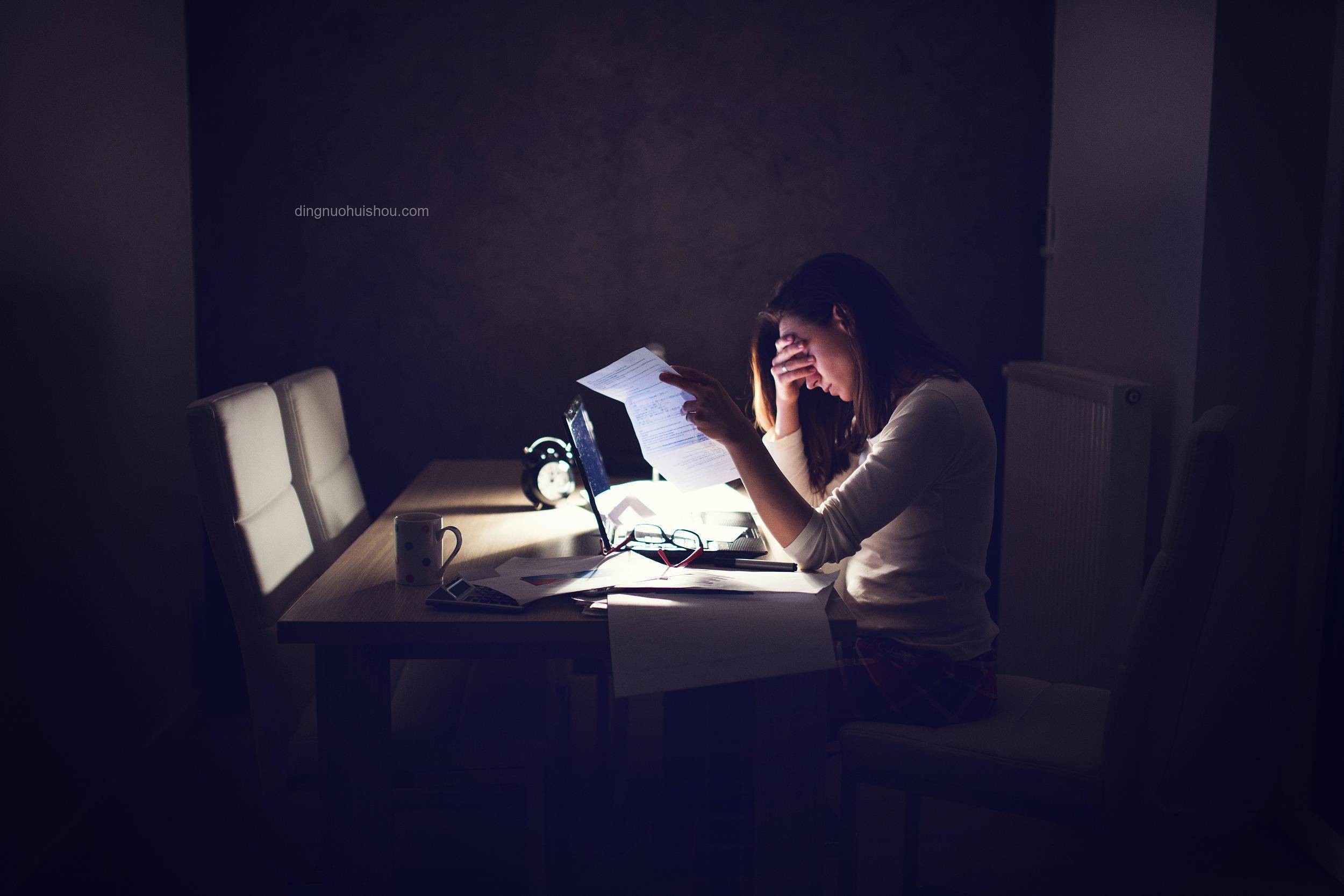 熬夜灵感激发：再不睡觉，创新视频等你刷 创意爆发,跨界思维,数字睡眠,灵感捕捉